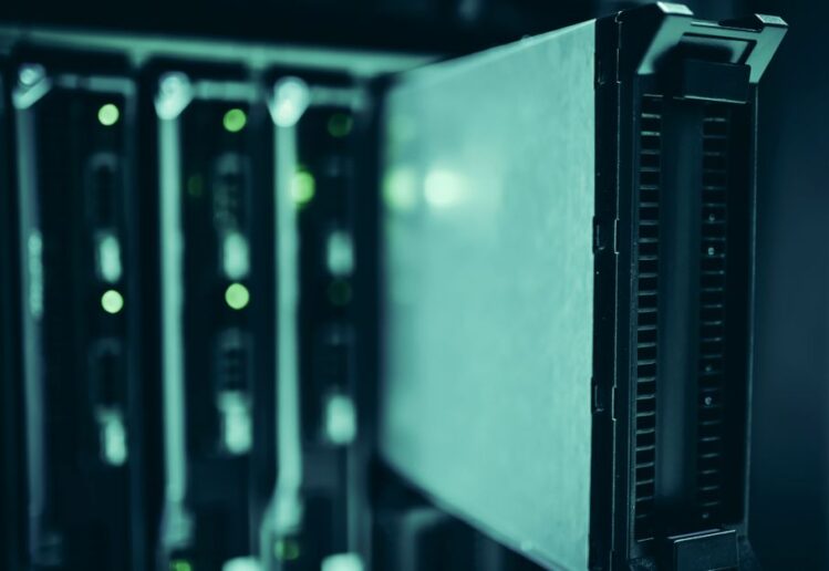 Sunucu Panelleri Karşılaştırması: cPanel, Plesk DirectAdmin ile WordPress ve Joomla Hosting