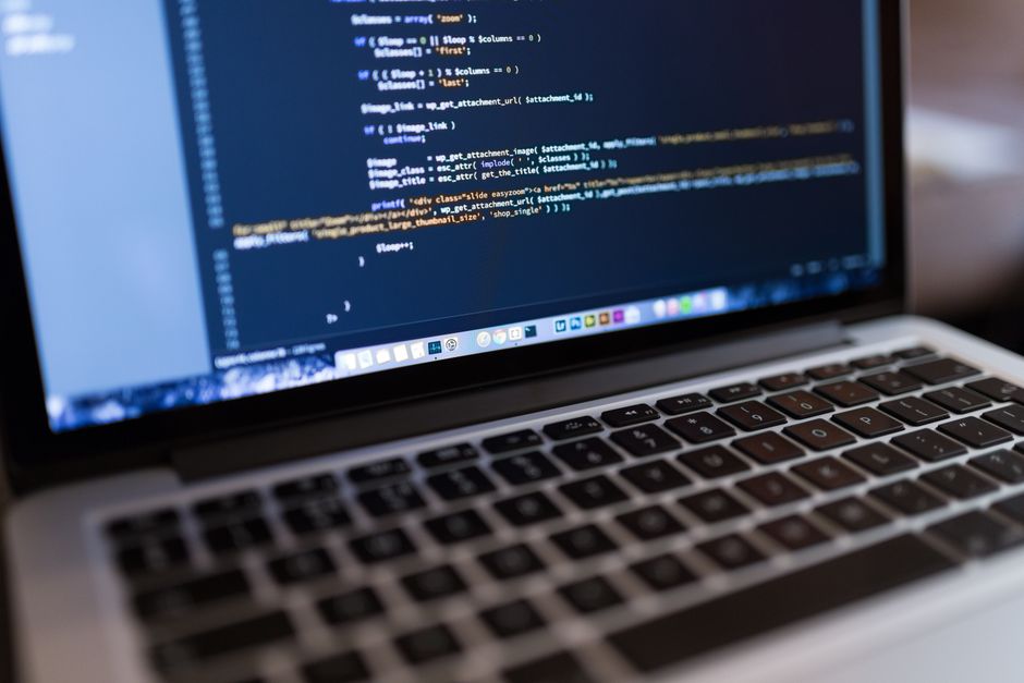 WordPress ve Joomla performans testi ekranı